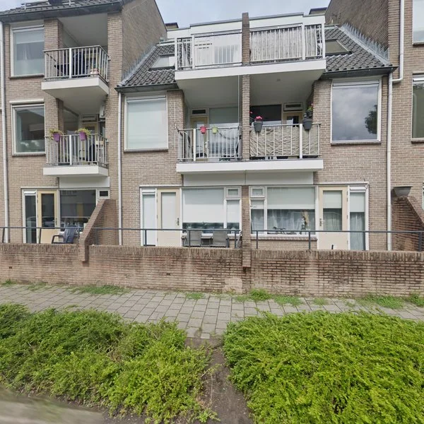 Straatbeeld van Poulinkstraat 35, 7607GS Almelo