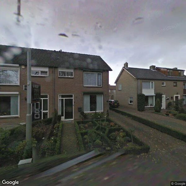 Straatbeeld van Pr Willem-Alexanderstr 5, 5311CB Gameren