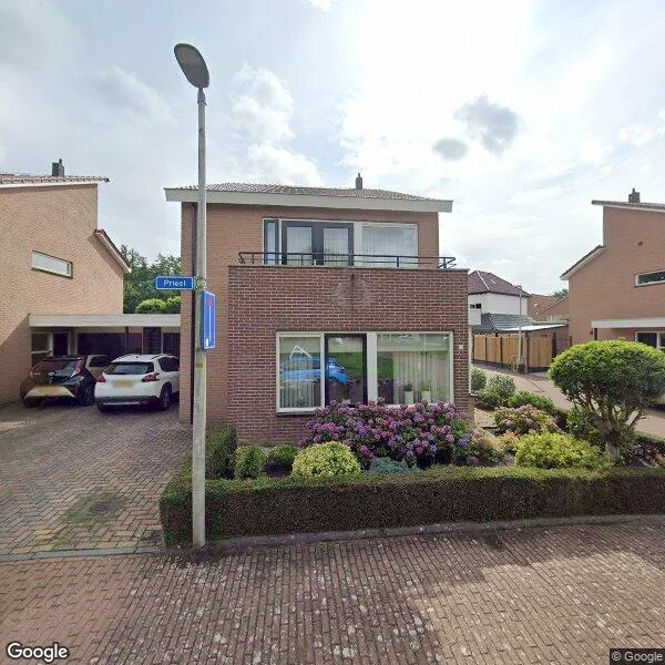 Straatbeeld van Priëel 17, 7609XM Almelo