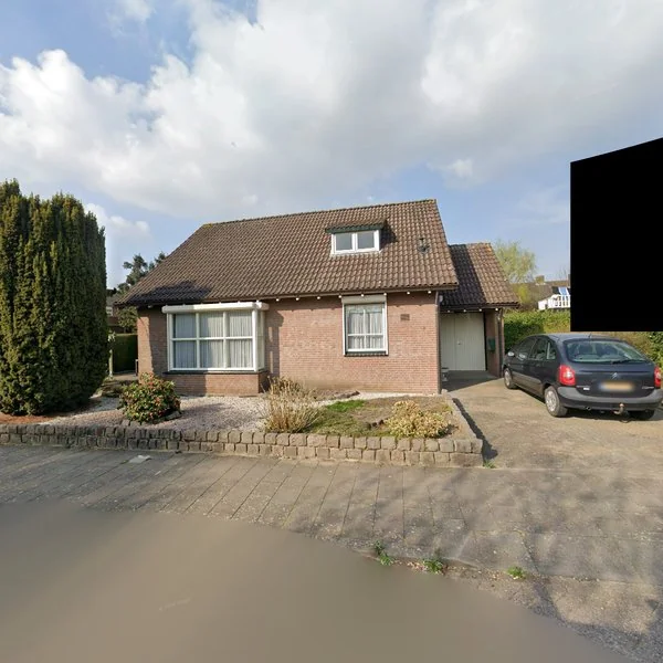 Straatbeeld van Prins Alexanderstraat 2, 6644AM Ewijk