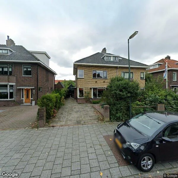 Straatbeeld van Prins Bernhardlaan 11, 3135JA Vlaardingen