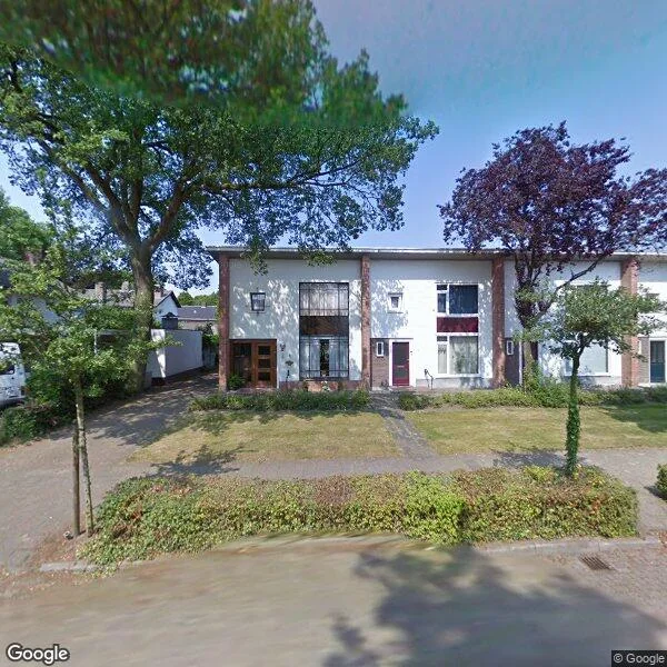 Straatbeeld van Prins Bernhardstraat 32, 5554JB Valkenswaard