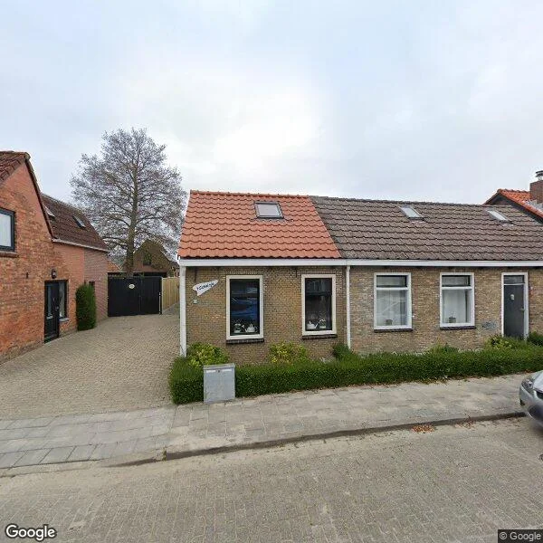 Straatbeeld van Prins Bernhardstraat 32, 4471PZ Wolphaartsdijk
