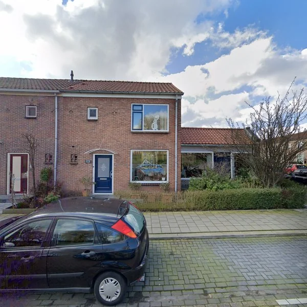 Straatbeeld van Prins Bernhardstraat 4, 2911AM Nieuwerkerk aan den IJssel