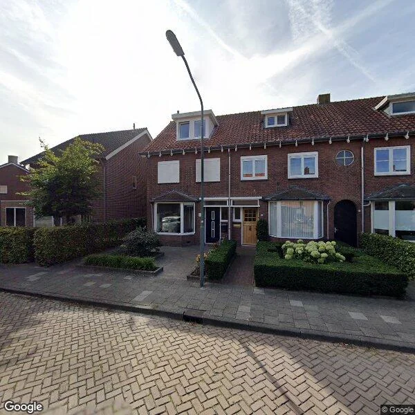 Straatbeeld van Prins Hendriklaan 14, 4905BE Oosterhout
