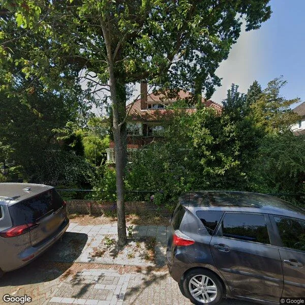 Straatbeeld van Prins van Wiedlaan 28, 2242CE Wassenaar