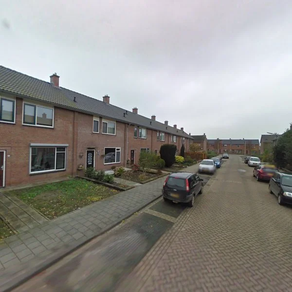 Straatbeeld van Prins Willem Alexanderstraat 15, 4797HG Willemstad