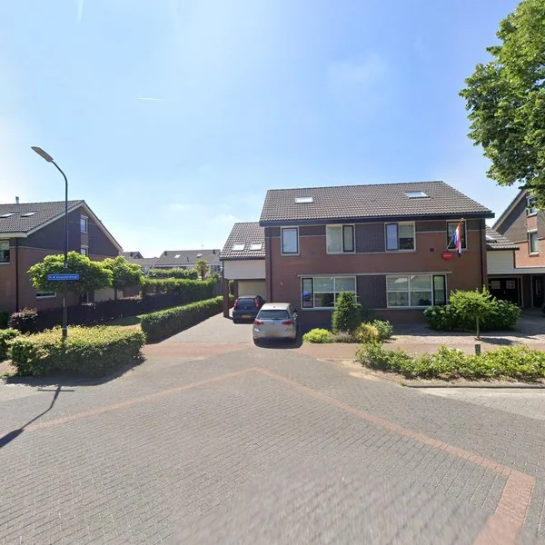 Straatbeeld van Prins Willem Alexanderstraat 19, 4181BA Waardenburg