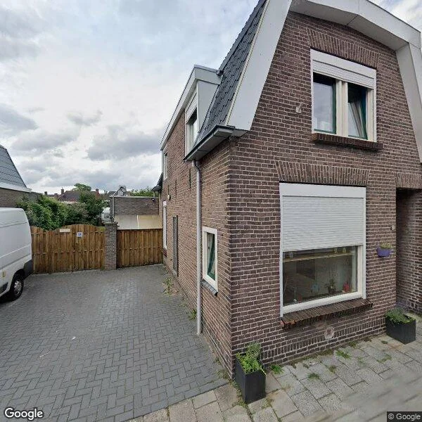 Straatbeeld van Prinsenkampsweg 31, 7605CT Almelo