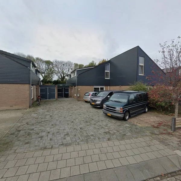 Straatbeeld van Prinses Irenestraat 22, 4231AZ Meerkerk