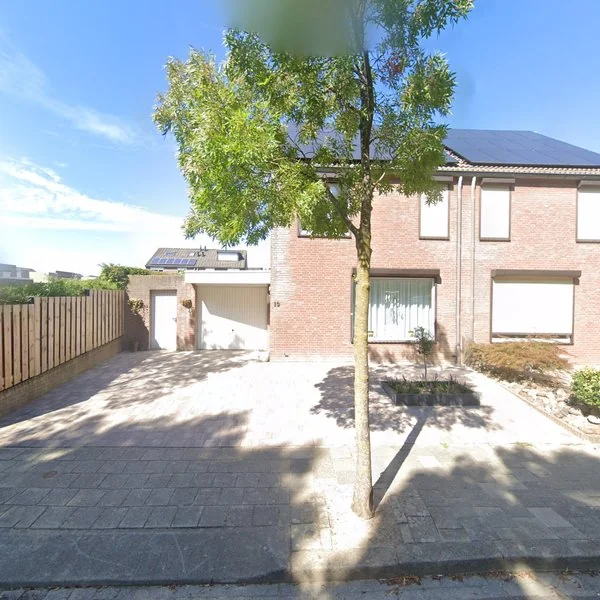 Straatbeeld van Prof. Koopmansstraat 13, 6431WB Hoensbroek