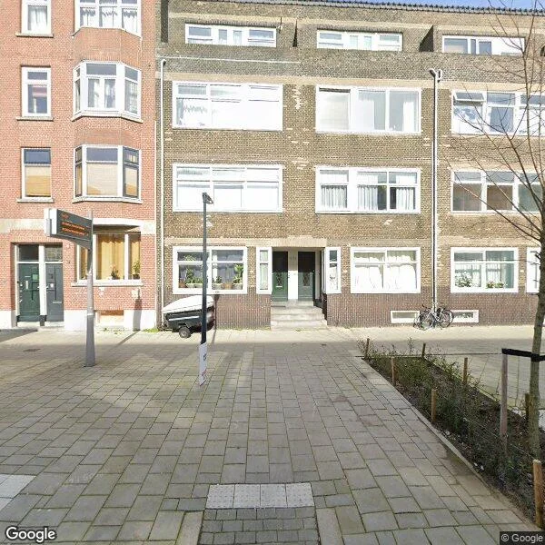 Straatbeeld van Professor Kamerlingh Onneslaan 98B, 3112VJ Schiedam