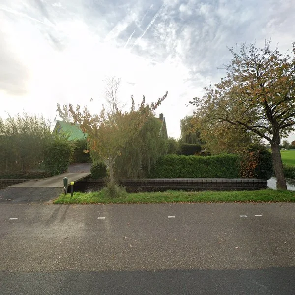 Straatbeeld van Provincialeweg 15, 2861GS Bergambacht