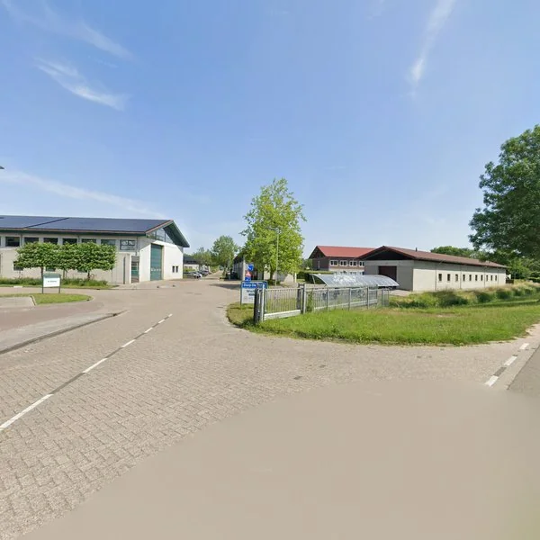 Straatbeeld van Provincialeweg 82-12, 3329KP Dordrecht