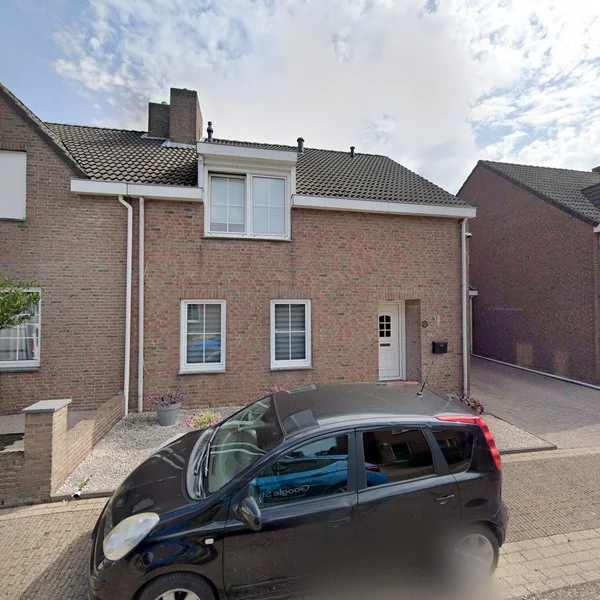 Straatbeeld van Putstraat 18, 6251NN Eckelrade