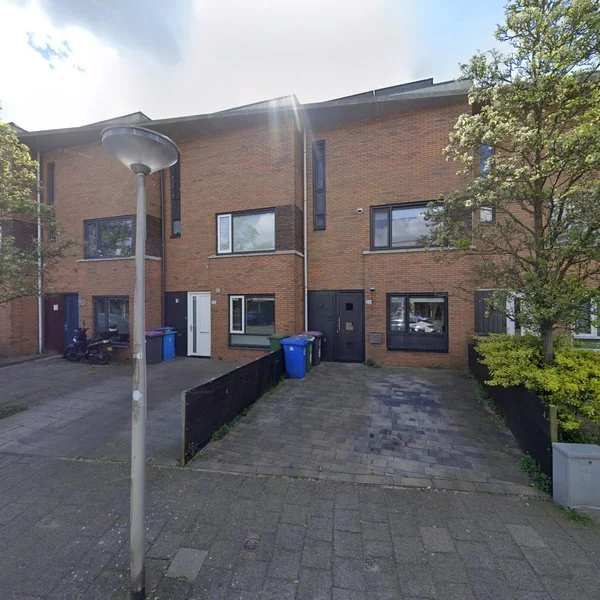 Straatbeeld van Raad van Europalaan 28, 2625PB Delft