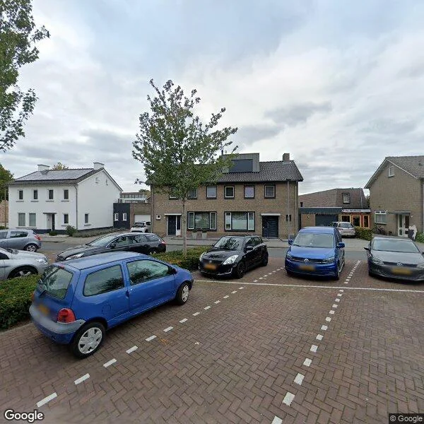 Straatbeeld van Raadhuisstraat 144, 5981BJ Panningen