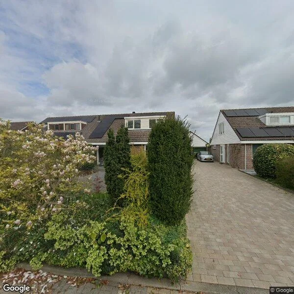 Straatbeeld van Raadhuisstraat 7, 1608EP Wijdenes