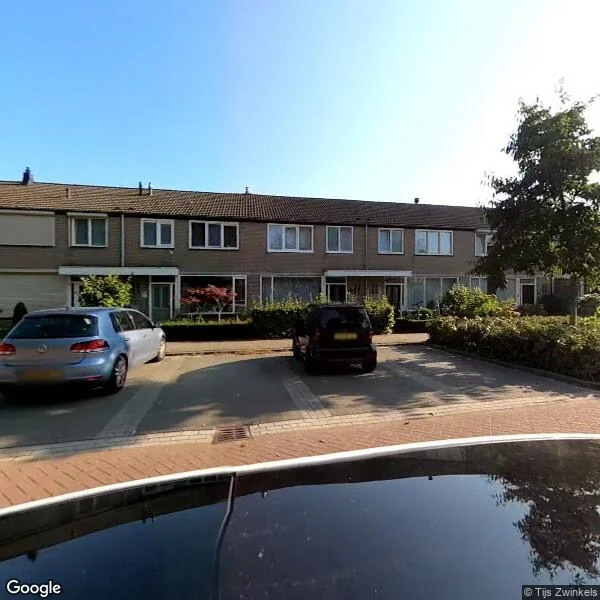 Straatbeeld van Raadhuisstraat 78, 5241BM Rosmalen