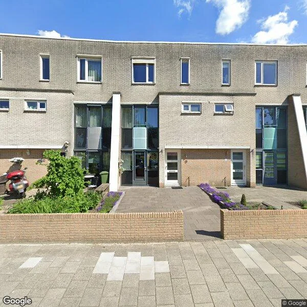 Straatbeeld van Raadhuisstraat 9, 2741HM Waddinxveen