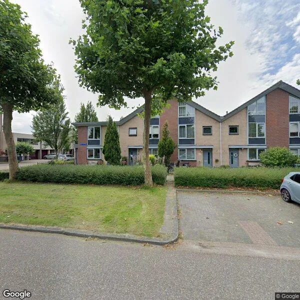 Straatbeeld van Radio Oranjelaan 30, 1318AX Almere