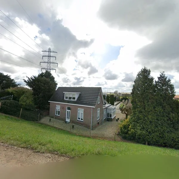 Straatbeeld van Randwijkse Rijndijk 42, 6668LM Randwijk