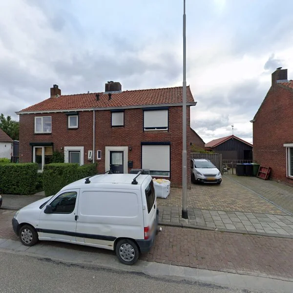 Straatbeeld van Rapenburg 130, 4581AG Vogelwaarde