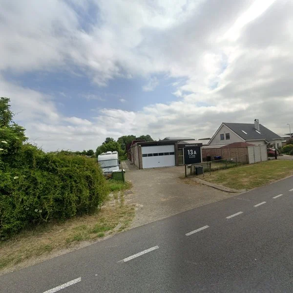 Straatbeeld van Ravenseweg 13a, 3223LM Hellevoetsluis