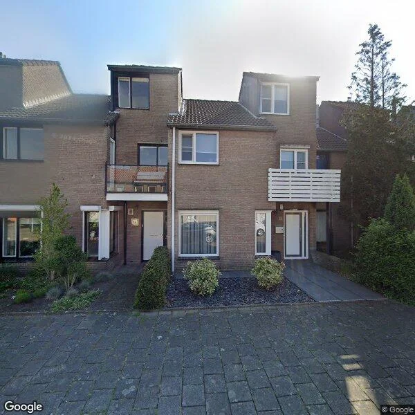 Straatbeeld van Rector Buijselstraat 10, 5121JP Rijen