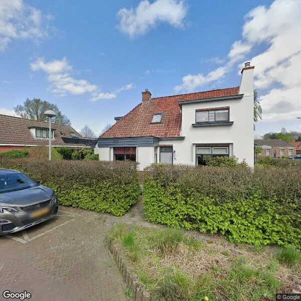 Straatbeeld van Redger van Bolhuisstraat 2, 9989EV Warffum