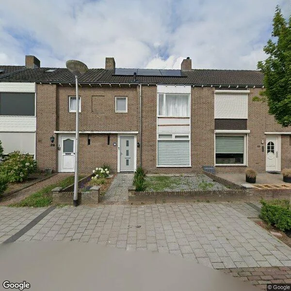 Straatbeeld van Reestraat 18, 5555AJ Valkenswaard