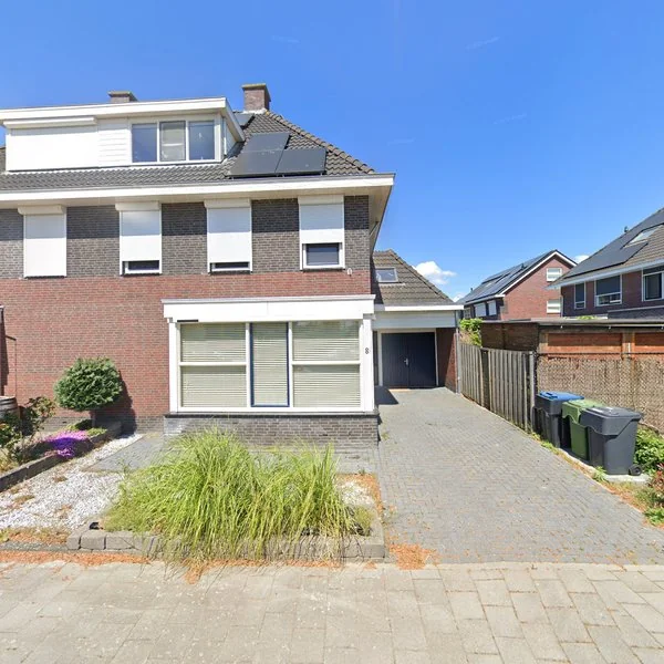 Straatbeeld van Refterstraat 8, 8271XM IJsselmuiden