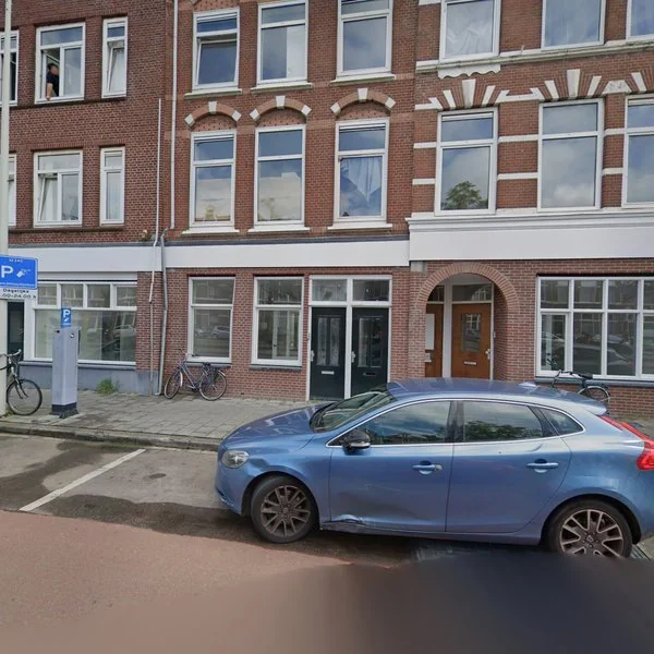 Straatbeeld van Regentesselaan 352-1, 2562EL Den Haag