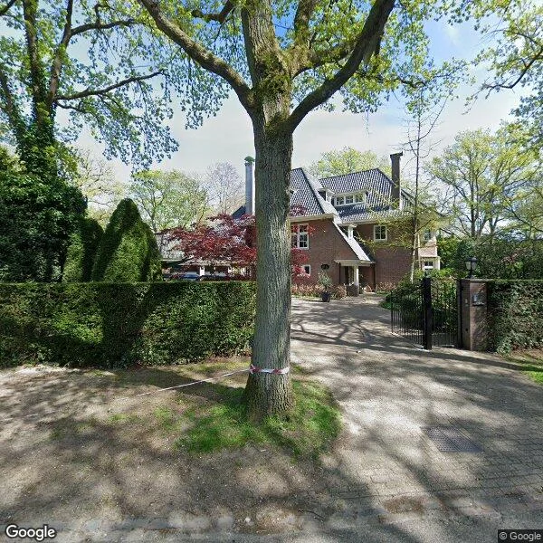 Straatbeeld van Regentesselaan 6, 1217EE Hilversum