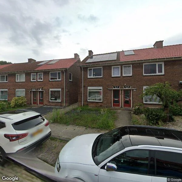 Straatbeeld van Reggestraat 32, 7523CR Enschede