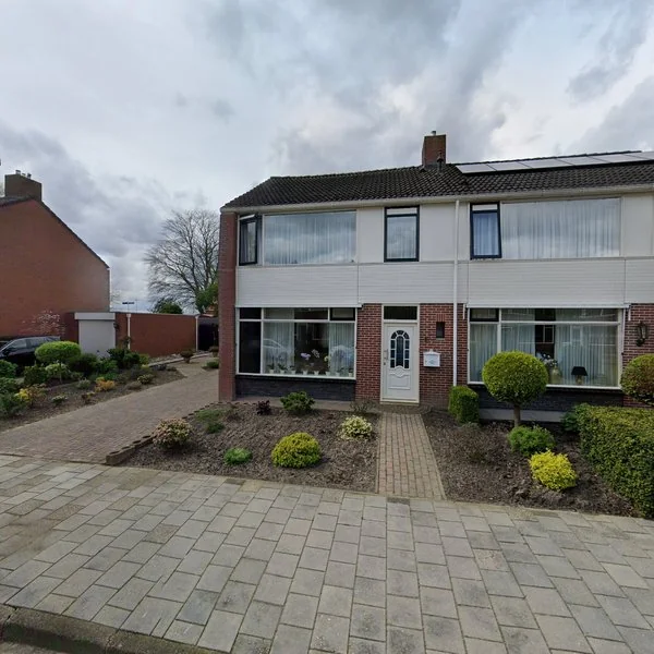 Straatbeeld van Reggestraat 51, 9673EC Winschoten