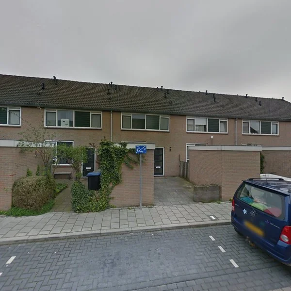 Straatbeeld van Reigerstraat 17, 2964CS Groot-Ammers