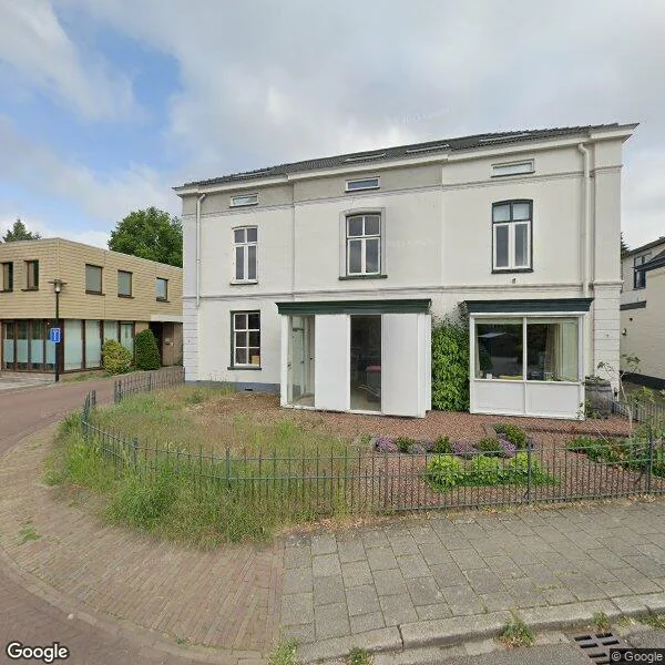 Straatbeeld van Reinaldstraat 18, 6883HN Velp