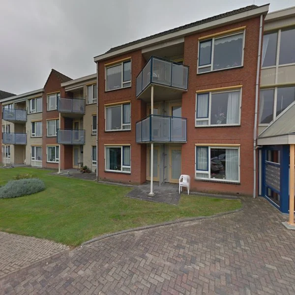 Straatbeeld van Rembrandthof 433, 3372XW Hardinxveld-Giessendam