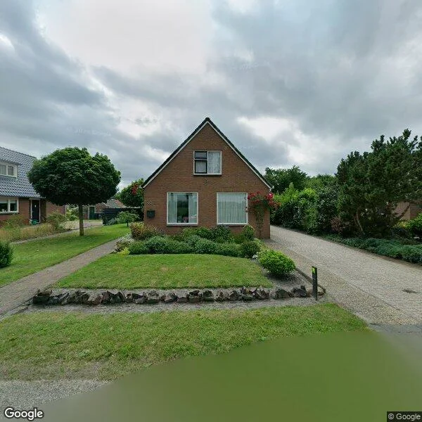 Straatbeeld van Rhederweg 102, 9695CG Bellingwolde