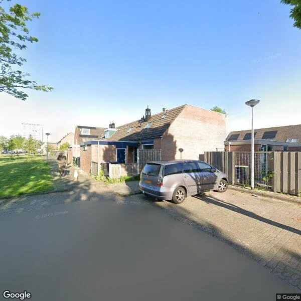 Straatbeeld van Riekvoorde 16, 3204SJ Spijkenisse
