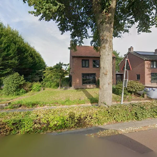 Straatbeeld van Riethovenseweg 29, 5524BA Steensel