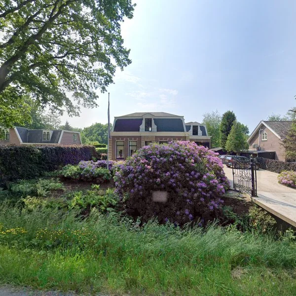 Straatbeeld van Rijksstraatweg 85, 3632AA Loenen aan de Vecht