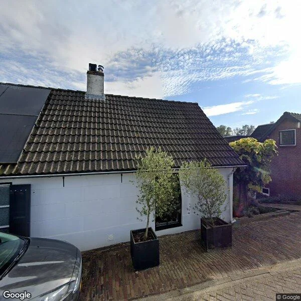 Straatbeeld van Rijksweg 64, 4255GM Nieuwendijk