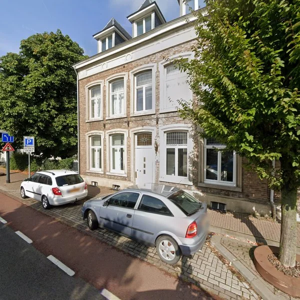 Straatbeeld van Rijksweg 79, 6271AD Gulpen