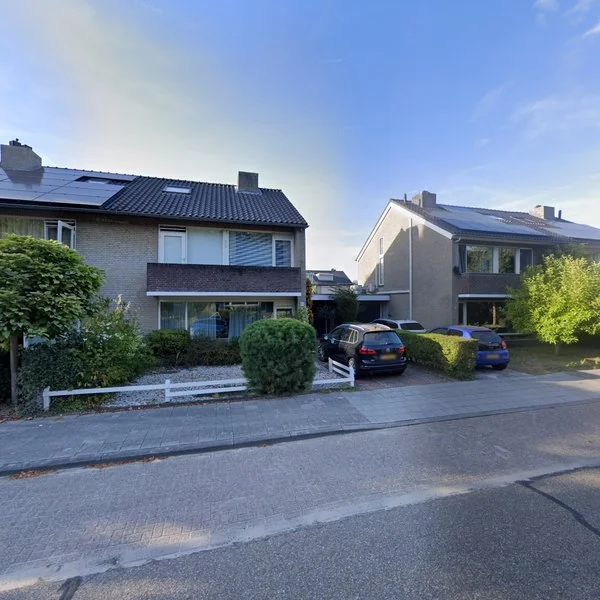 Straatbeeld van Rijnlaan 34, 5691JJ Son en Breugel