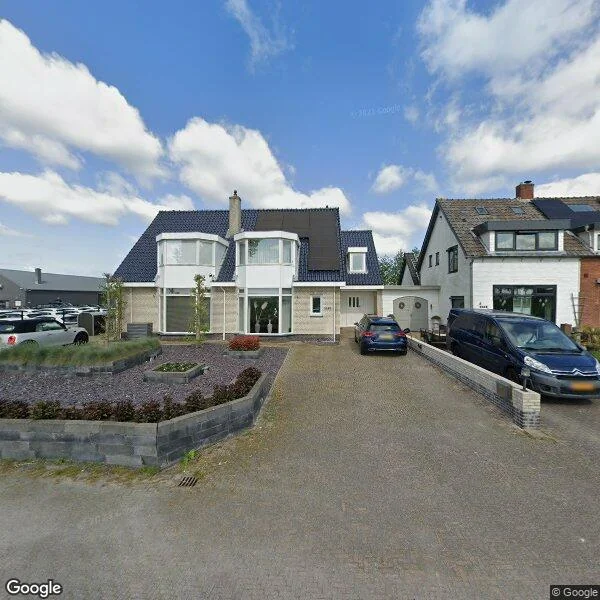Straatbeeld van Rijnlanderweg 1413, 2153KE Nieuw-Vennep