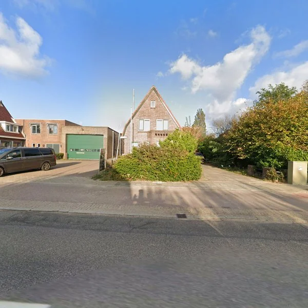 Straatbeeld van Rijnsburgerweg 68, 2341AB Oegstgeest