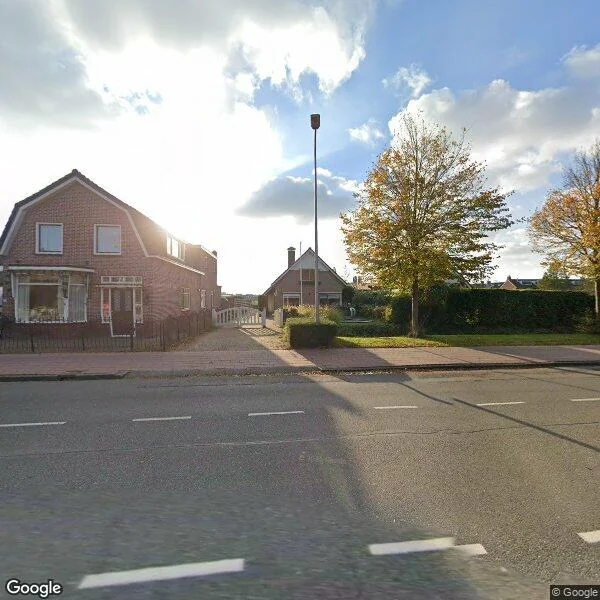 Straatbeeld van Rijnsburgerweg 73, 2231AD Rijnsburg