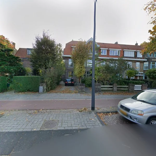 Straatbeeld van Rijnsburgerweg 90, 2333AD Leiden